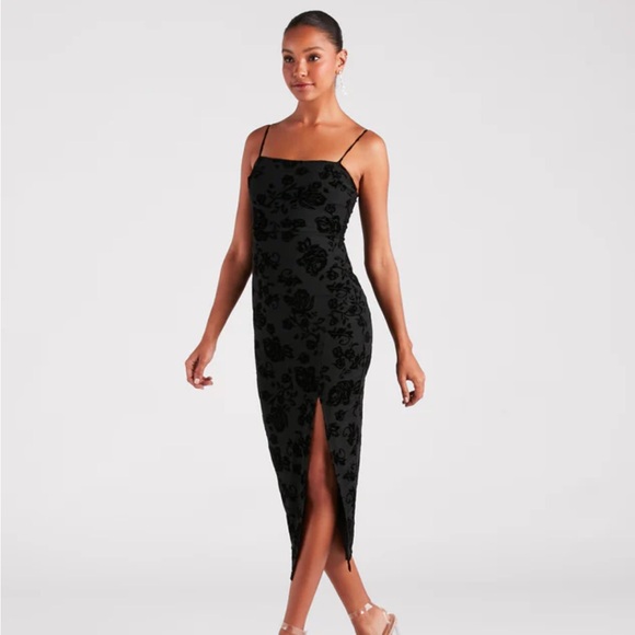 Brand new Velvet Midi Dress from Windsor Store - Picture 2 of 13